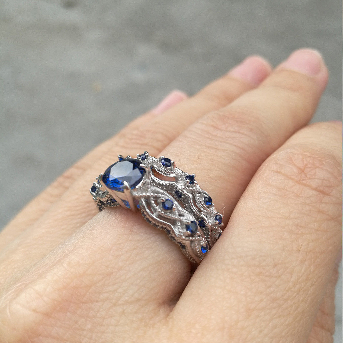 Zirkon Ring