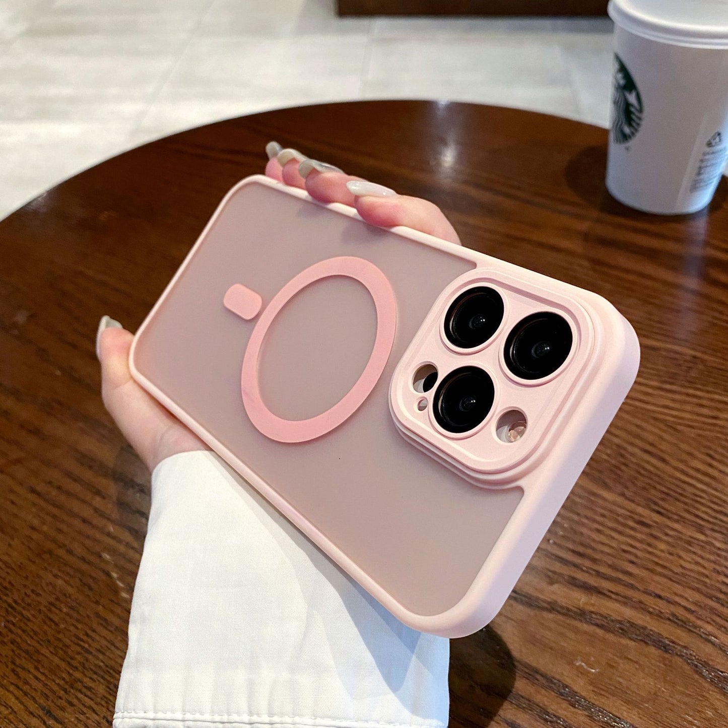iPhone 11-15 Modelle/ Neues Magnetisches Mattes Hautgefühl