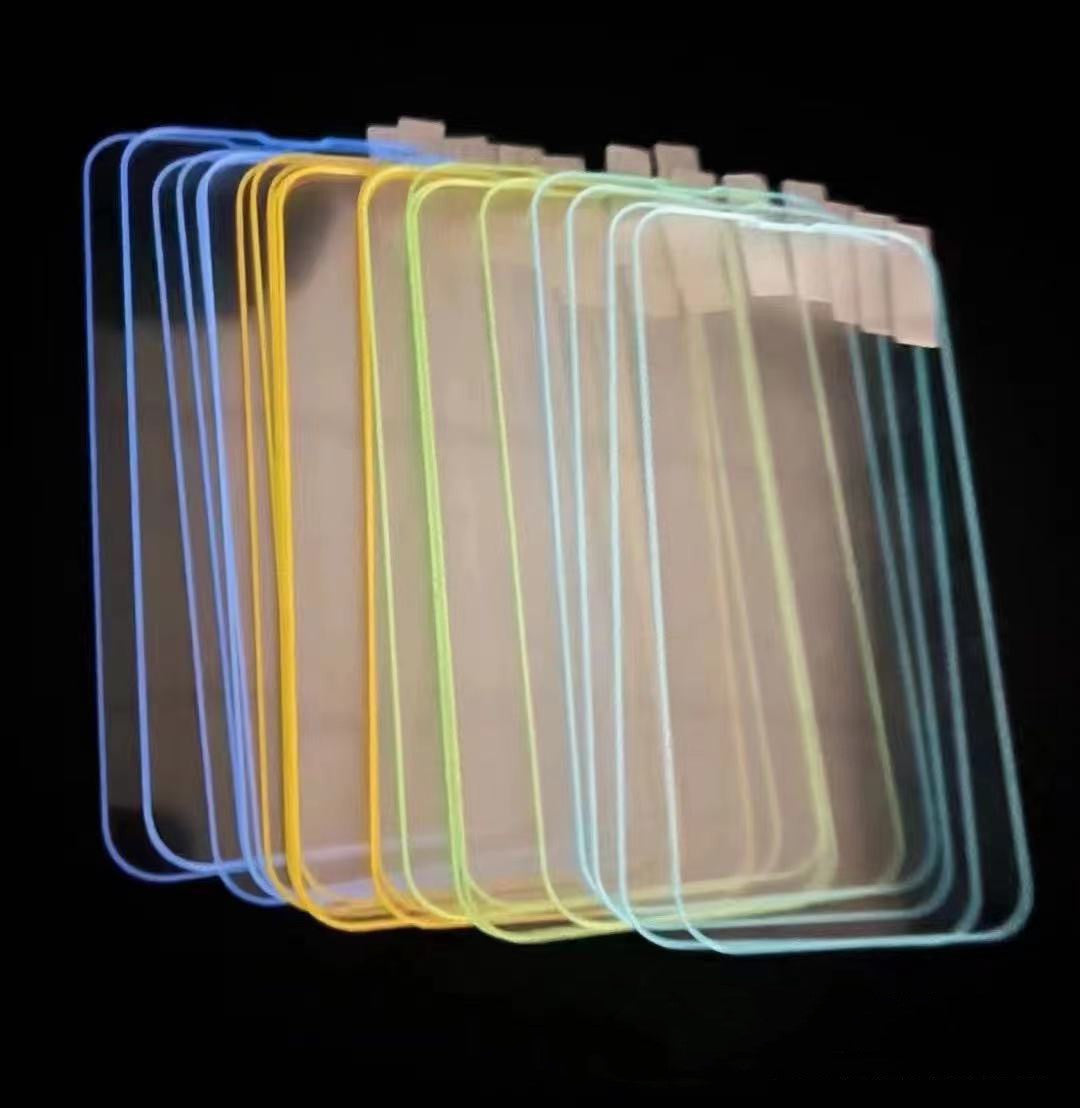Fluoreszierender Film aus gehärtetem Glas im Vollbildmodus