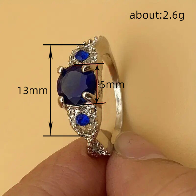 Geometrischer Ring mit bunten Edelsteinen – Advanced Color Matching