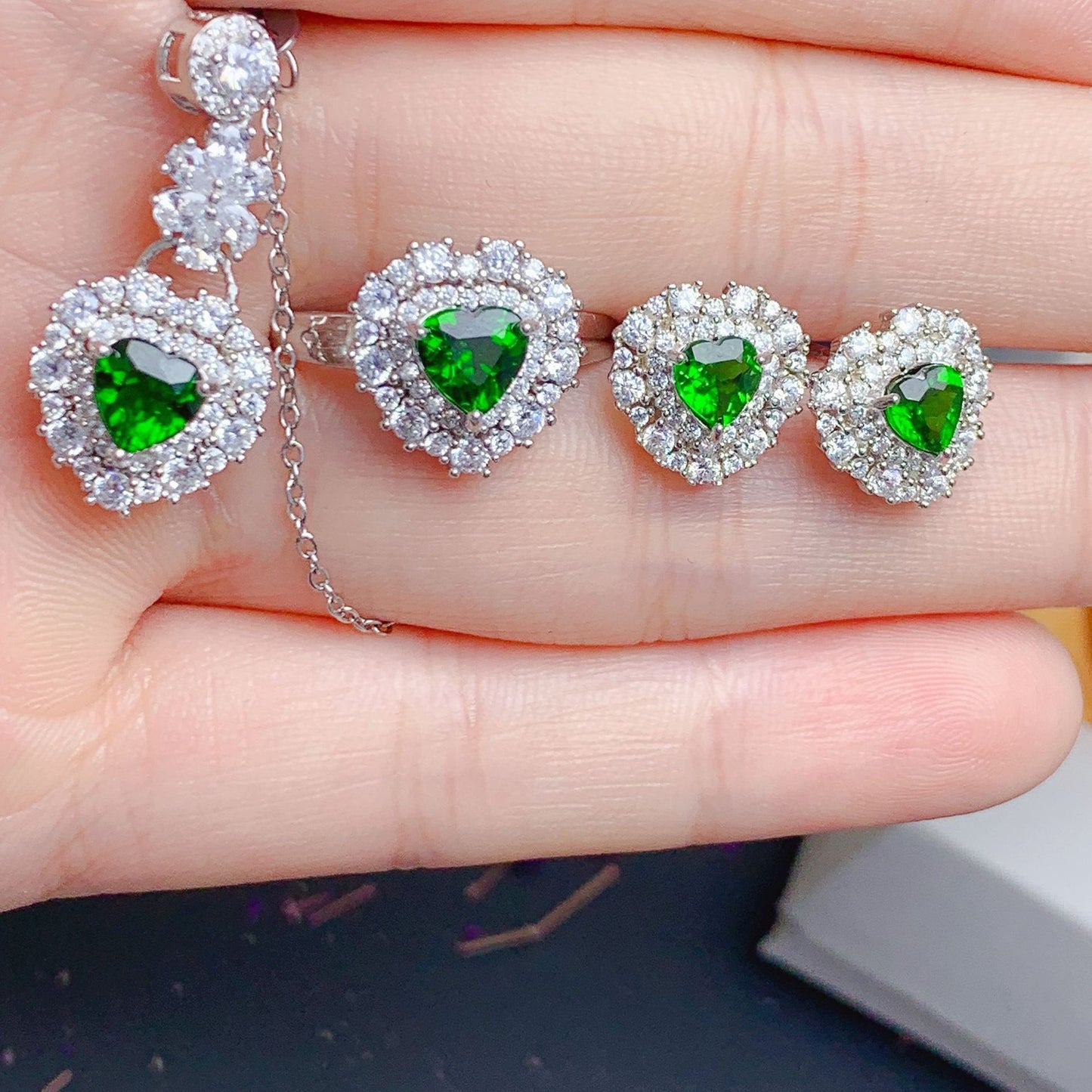 925 Silber Eingelegt Herzform Diopside Schmuckset