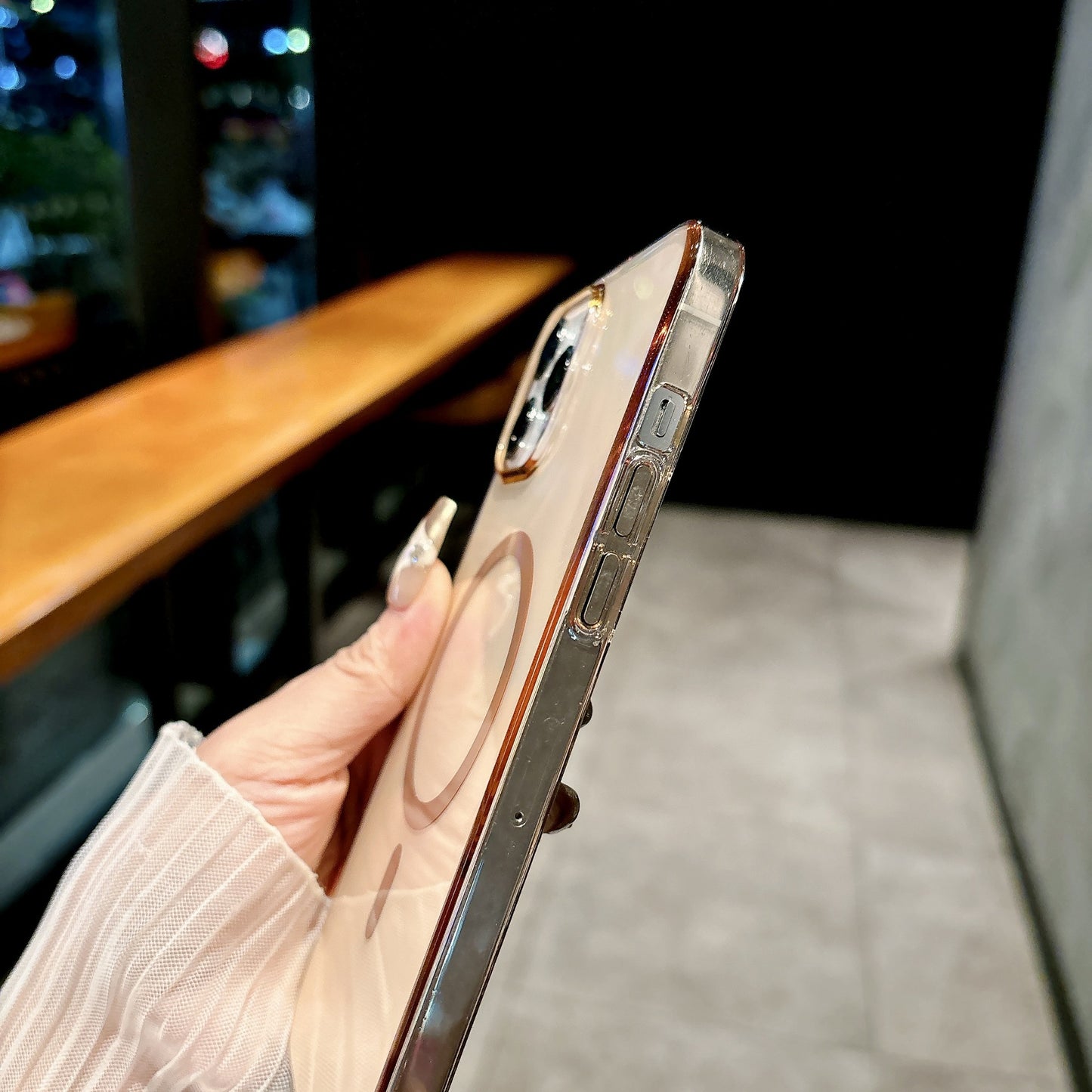iPhone 12-17 Modelle/Magnetische transparente PC-Schutzhülle