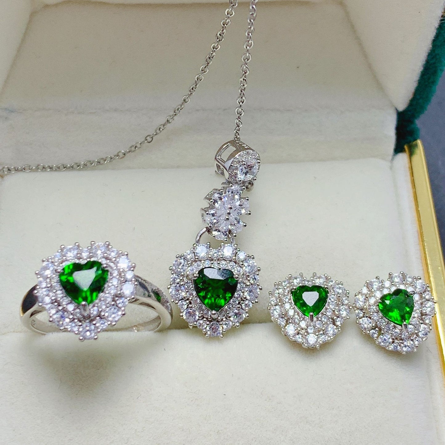 925 Silber Eingelegt Herzform Diopside Schmuckset