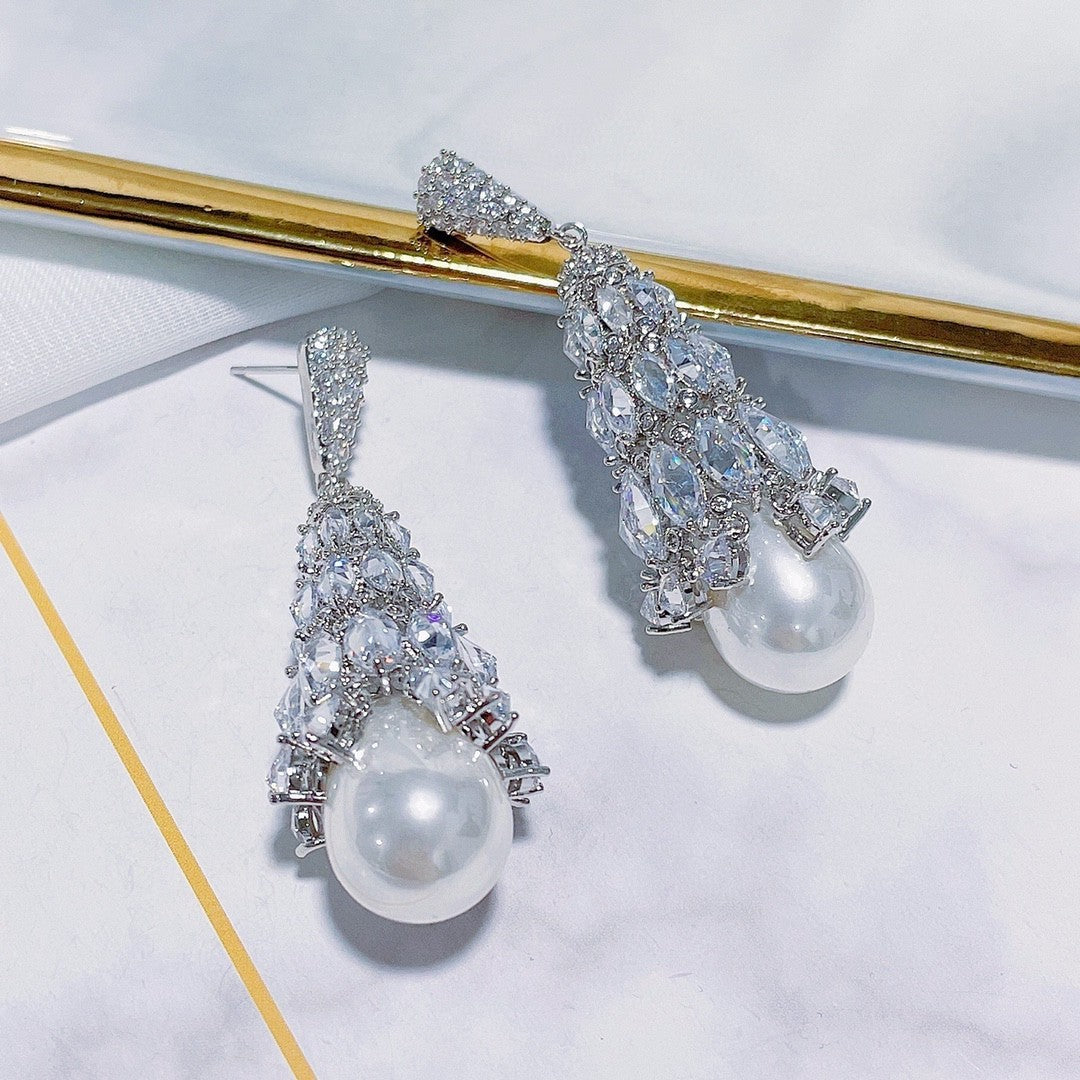 Ladies European & American Micro-set Zircon Ohrringe