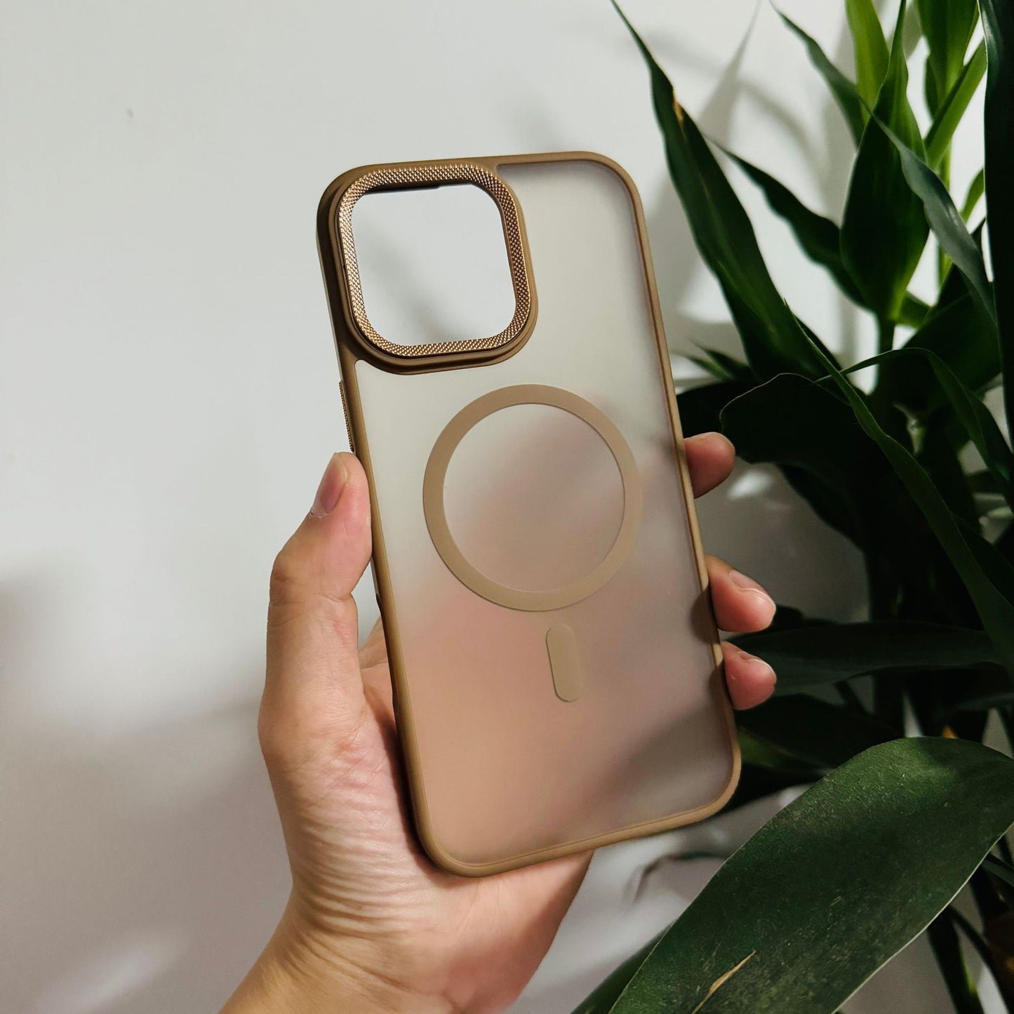 iPhone 11-16 Modelle/Hautgefühl Frosted Transparente Magnetische, tropfenfeste Schutzhülle